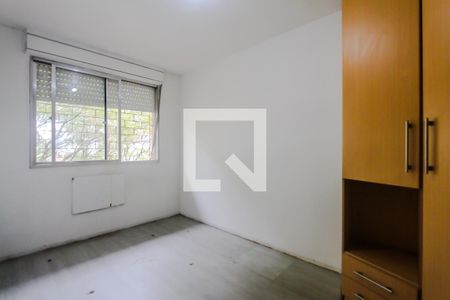 Quarto 1 de apartamento para alugar com 2 quartos, 55m² em Jardim Itu, Porto Alegre