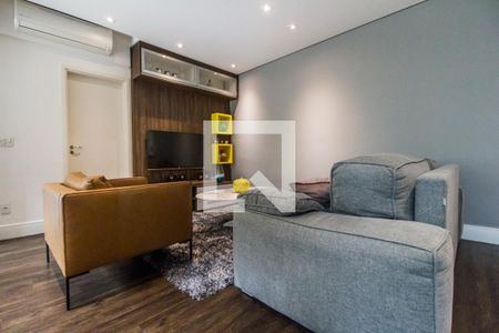 Sala de TV de apartamento à venda com 2 quartos, 73m² em Tamboré, Santana de Parnaíba