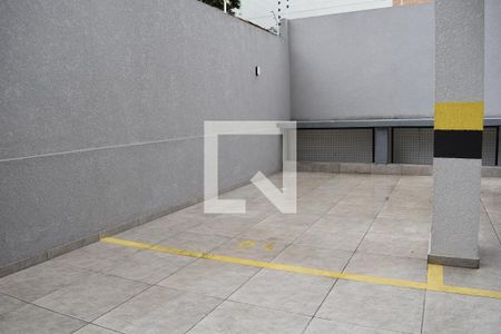 Garagem de apartamento para alugar com 2 quartos, 55m² em Boa Vista, Curitiba