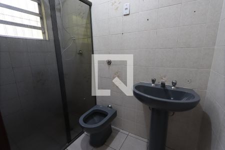 Banheiro da Suíte de casa para alugar com 3 quartos, 250m² em Jardim Sapopemba, São Paulo