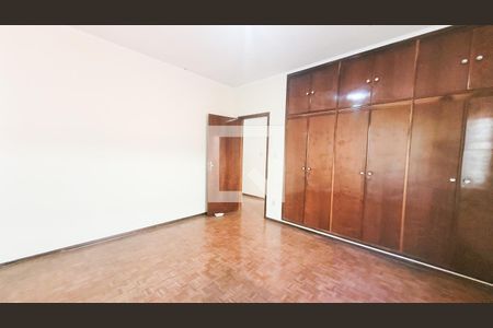 Quarto 1 de casa para alugar com 3 quartos, 270m² em Parque Taquaral, Campinas