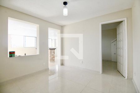 Sala 2 de apartamento para alugar com 2 quartos, 70m² em Matatu, Salvador