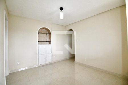 Sala 2 de apartamento para alugar com 2 quartos, 70m² em Matatu, Salvador