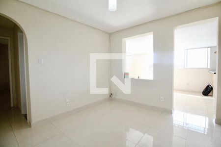 Sala 2 de apartamento para alugar com 2 quartos, 70m² em Matatu, Salvador