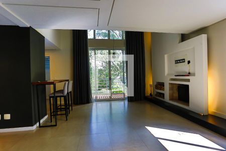 Sala de kitnet/studio para alugar com 1 quarto, 89m² em Vila Suzana, São Paulo