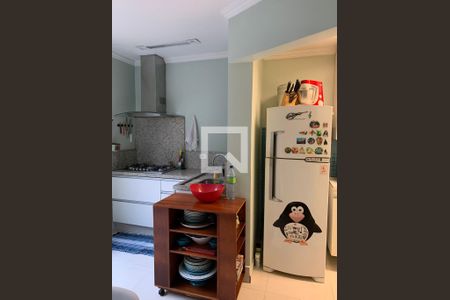 Cozinha  de casa à venda com 3 quartos, 180m² em Jardim das Vertentes, São Paulo