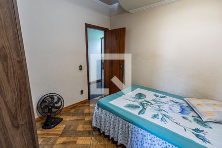 Quarto 1 / suite de casa à venda com 7 quartos, 360m² em Floramar, Belo Horizonte