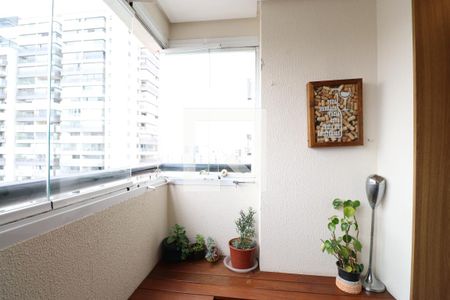 detalhe da varanda de apartamento à venda com 2 quartos, 59m² em Barra Funda, São Paulo