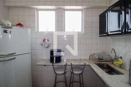 Cozinha de apartamento à venda com 2 quartos, 65m² em Lagoinha, Belo Horizonte