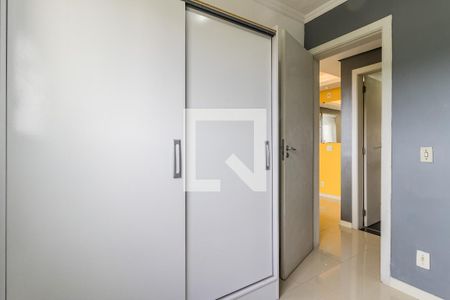 Dormitório de apartamento à venda com 2 quartos, 47m² em Passo das Pedras, Porto Alegre