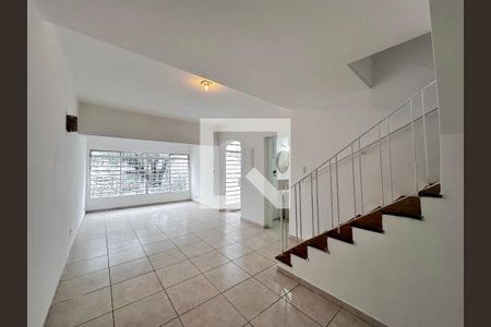 Sala de casa à venda com 2 quartos, 144m² em Jardim das Acacias, São Paulo