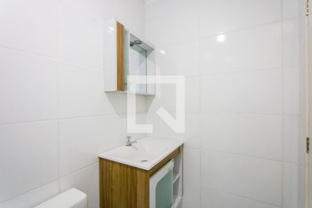 Banheiro de kitnet/studio para alugar com 1 quarto, 25m² em Casa Branca, Santo André