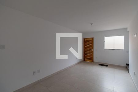 Sala e Cozinha Integrada  de casa de condomínio à venda com 2 quartos, 118m² em Vila São Geraldo, São Paulo