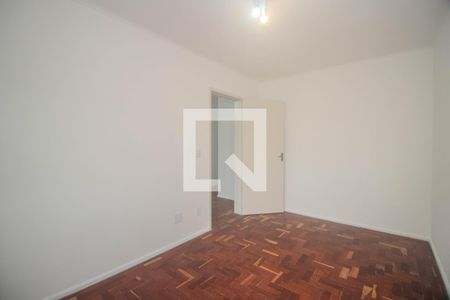 Quarto de apartamento para alugar com 1 quarto, 64m² em Passo da Areia, Porto Alegre