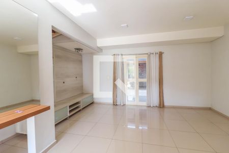 Sala de casa de condomínio à venda com 3 quartos, 113m² em Medeiros, Jundiaí