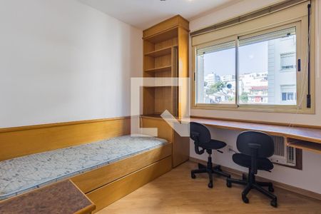Dormitório 1 de apartamento para alugar com 3 quartos, 111m² em Higienópolis, Porto Alegre