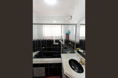 Banheiro da Suíte de casa à venda com 5 quartos, 200m² em Jardim Carlos Lourenço, Campinas