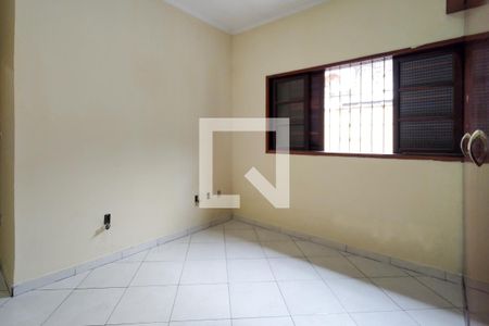 Suite de casa para alugar com 2 quartos, 60m² em Nova Mirim, Praia Grande