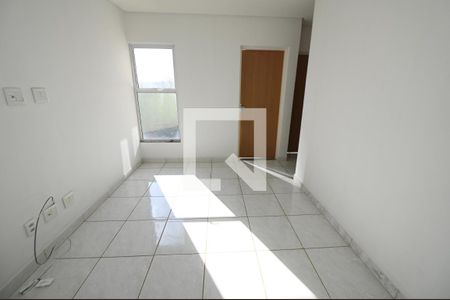 Sala de apartamento para alugar com 2 quartos, 67m² em Residencial Guarema, Goiânia