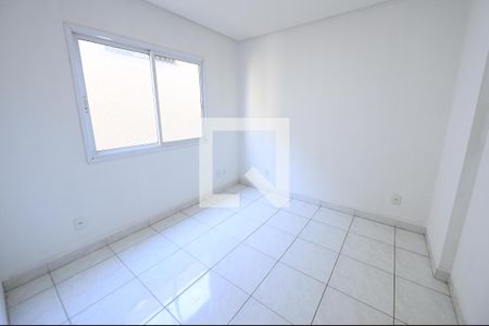 Quarto 1 de apartamento para alugar com 2 quartos, 67m² em Residencial Guarema, Goiânia