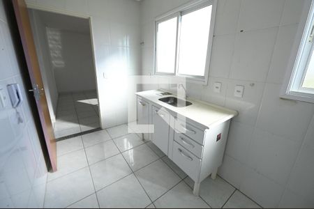 Cozinha de apartamento para alugar com 2 quartos, 67m² em Residencial Guarema, Goiânia