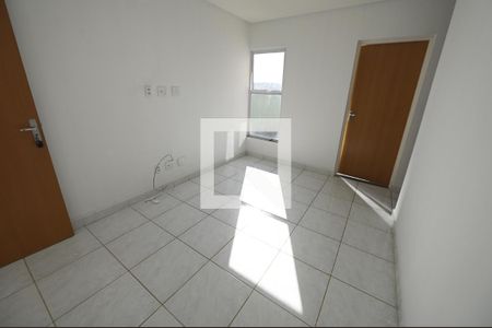 Sala de apartamento para alugar com 2 quartos, 67m² em Residencial Guarema, Goiânia