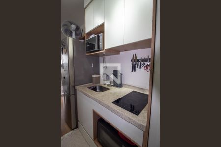 Cozinha  de kitnet/studio à venda com 1 quarto, 28m² em Butantã, São Paulo