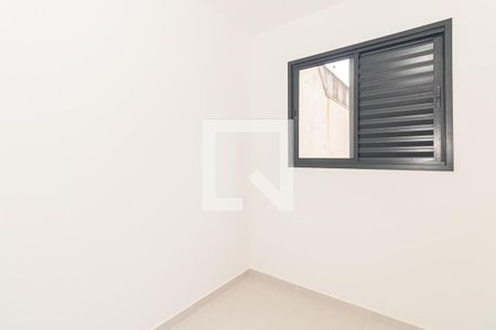 Quarto de apartamento para alugar com 2 quartos, 41m² em Vila Nivi, São Paulo