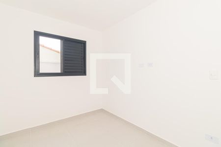Quarto 2 de apartamento para alugar com 2 quartos, 41m² em Vila Nivi, São Paulo