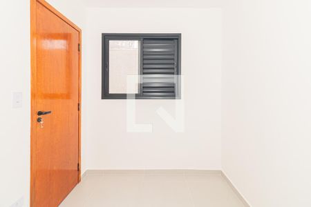 Quarto 1 de apartamento para alugar com 2 quartos, 41m² em Vila Nivi, São Paulo