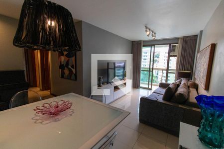 Sala de apartamento à venda com 3 quartos, 120m² em Ingá, Niterói