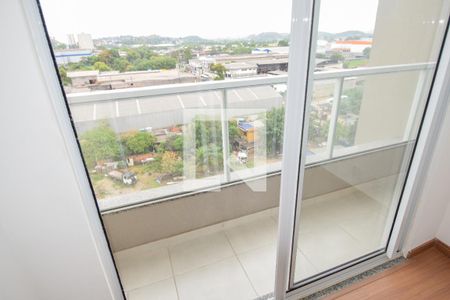 Varanda de apartamento para alugar com 2 quartos, 53m² em Santa Cruz da Serra, Duque de Caxias