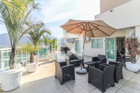 Apartamento para alugar com 160m², 4 quartos e 2 vagas Apartamento para alugar com 160m², 4 quartos e 2 vagasVaranda e Terraço