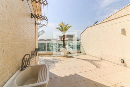 Apartamento para alugar com 160m², 4 quartos e 2 vagas Apartamento para alugar com 160m², 4 quartos e 2 vagasÁrea de Serviço