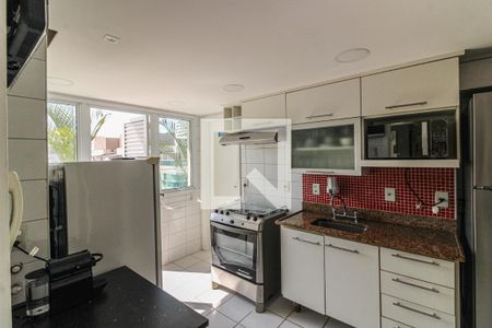 Apartamento para alugar com 160m², 4 quartos e 2 vagas Apartamento para alugar com 160m², 4 quartos e 2 vagasCozinha