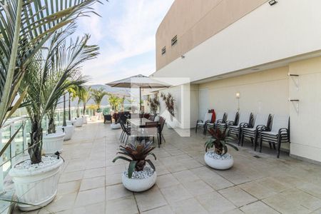 Apartamento para alugar com 160m², 4 quartos e 2 vagas Apartamento para alugar com 160m², 4 quartos e 2 vagasVaranda e Terraço