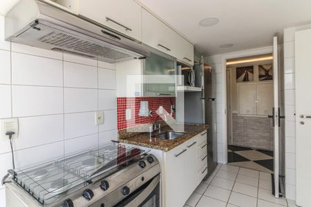Apartamento para alugar com 160m², 4 quartos e 2 vagas Apartamento para alugar com 160m², 4 quartos e 2 vagasCozinha