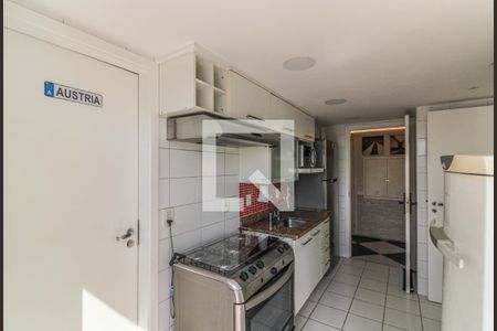 Apartamento para alugar com 160m², 4 quartos e 2 vagas Apartamento para alugar com 160m², 4 quartos e 2 vagasCozinha