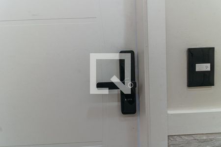 Apartamento para alugar com 160m², 4 quartos e 2 vagas Apartamento para alugar com 160m², 4 quartos e 2 vagasFechadura digital