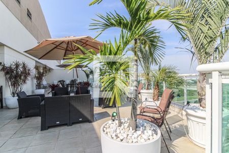 Apartamento para alugar com 160m², 4 quartos e 2 vagas Apartamento para alugar com 160m², 4 quartos e 2 vagasTerraço - Palmeira Rabo de Raposa