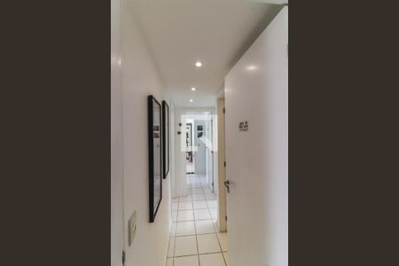 Apartamento para alugar com 160m², 4 quartos e 2 vagas Apartamento para alugar com 160m², 4 quartos e 2 vagasCorredor