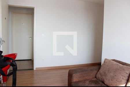 Sala de apartamento para alugar com 2 quartos, 48m² em Vila Figueira, Suzano