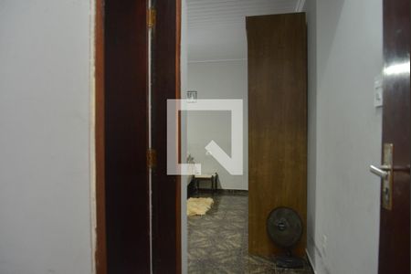 Corredor de casa à venda com 2 quartos, 125m² em Parque Novo Oratório, Santo André