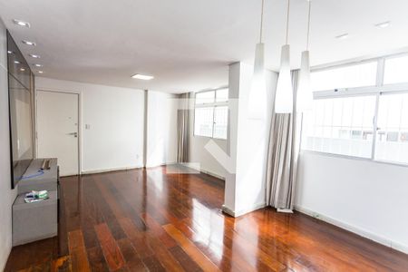 Salas de apartamento para alugar com 3 quartos, 103m² em Cidade Nova, Belo Horizonte