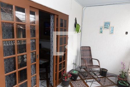 Sacada de casa à venda com 5 quartos, 300m² em Vale dos Machados, Guarulhos