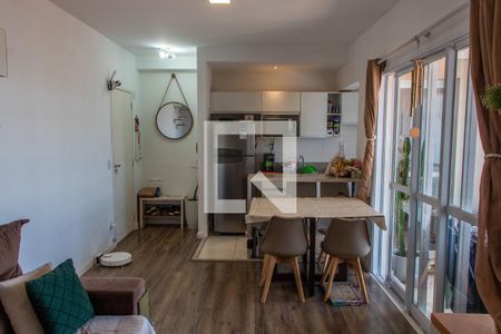 SALA de apartamento à venda com 2 quartos, 68m² em Taquaral, Campinas