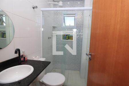 Banheiro de apartamento à venda com 2 quartos, 54m² em Vila Carrão, São Paulo