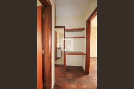 Quarto 1 de apartamento para alugar com 3 quartos, 110m² em Jardim das Paineiras, Campinas