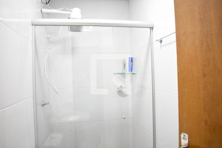 Banheiro de apartamento para alugar com 2 quartos, 37m² em Riacho 1, Brasília