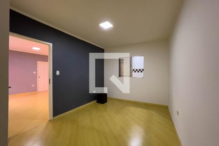 Quarto de casa para alugar com 1 quarto, 42m² em Jardim Botucatu, São Paulo